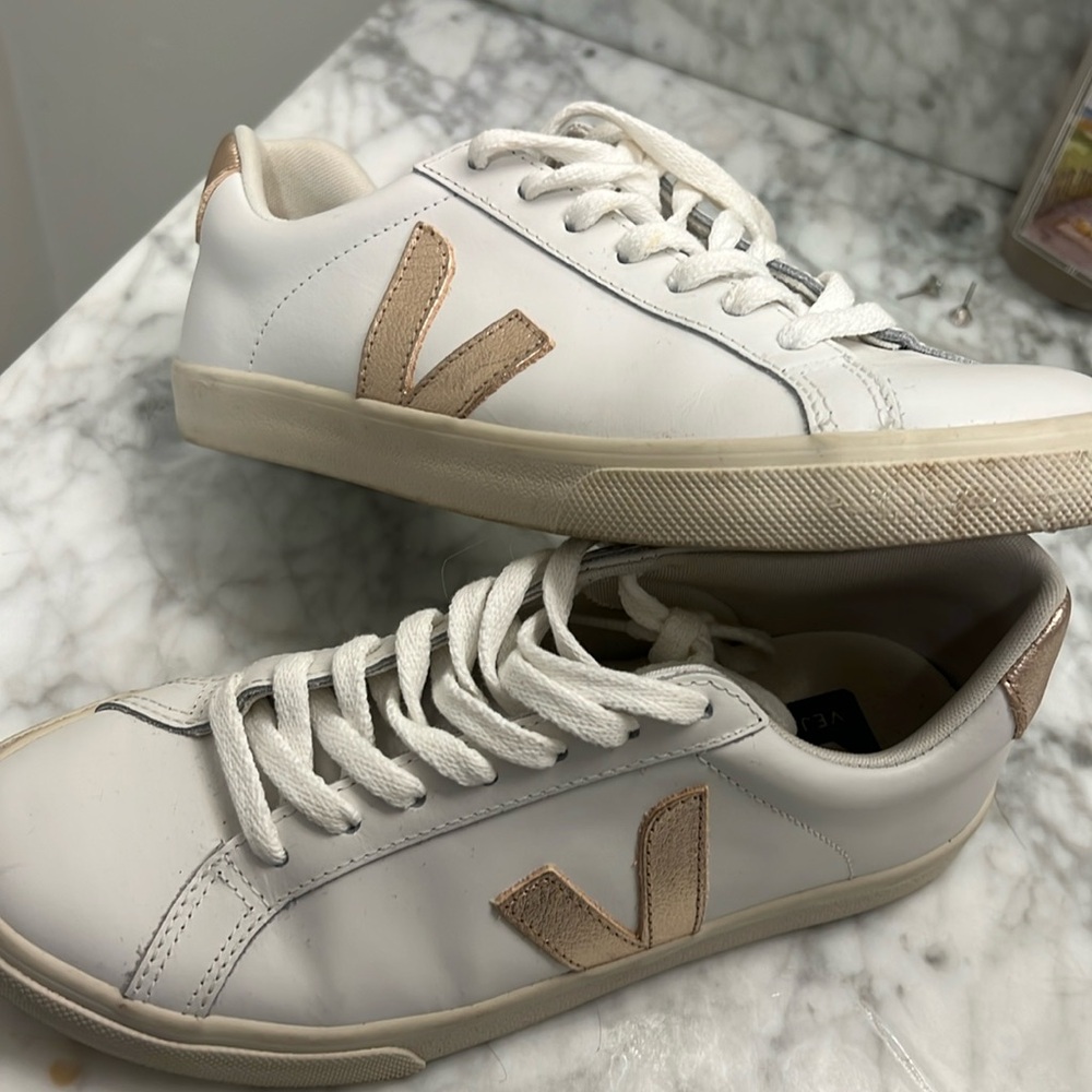 Women’s Veja Sneakers